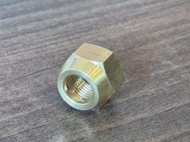 3/8" Manual Shut-Off Flare Valve with Flare Nuts (9.53mm)